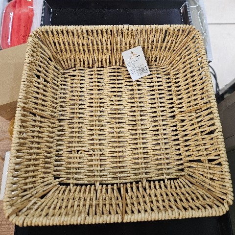 3ER-2024-187 KARE EKMEK SEPETI