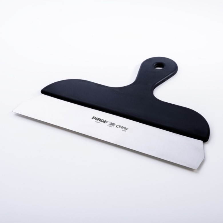 CREME TUTACAKLI HAMUR KAZIYICI 27 CM SİYAH